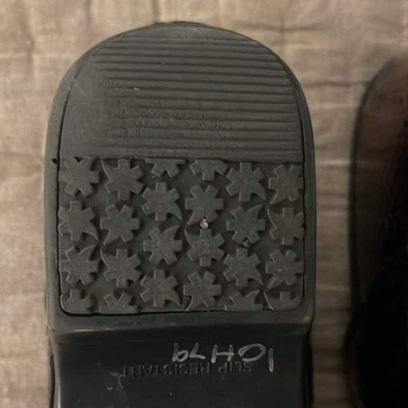 Dansko XP Clogs - Picture 9 of 10